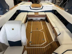 2027-nautique-s25-143061-image22