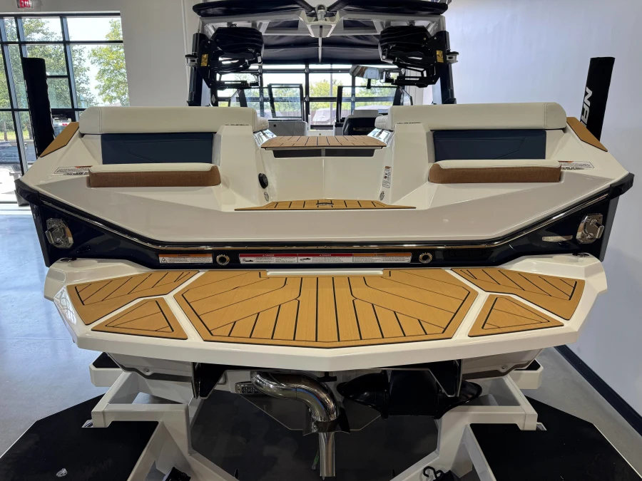 2027-nautique-s25-143061-image8