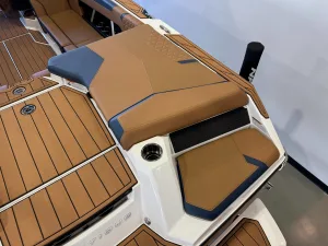 2027-nautique-gs24-143063-image11