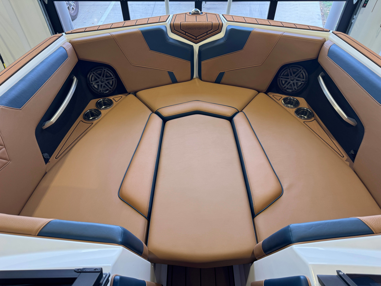 2027 Nautique Super Air Nautique GS24