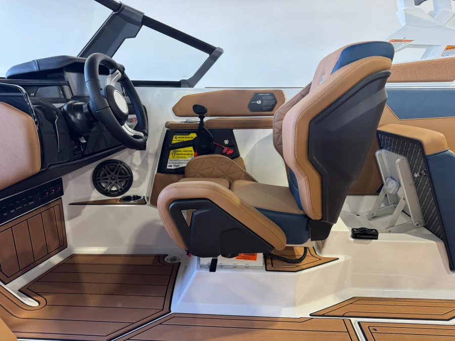 2027-nautique-gs24-143063-image23