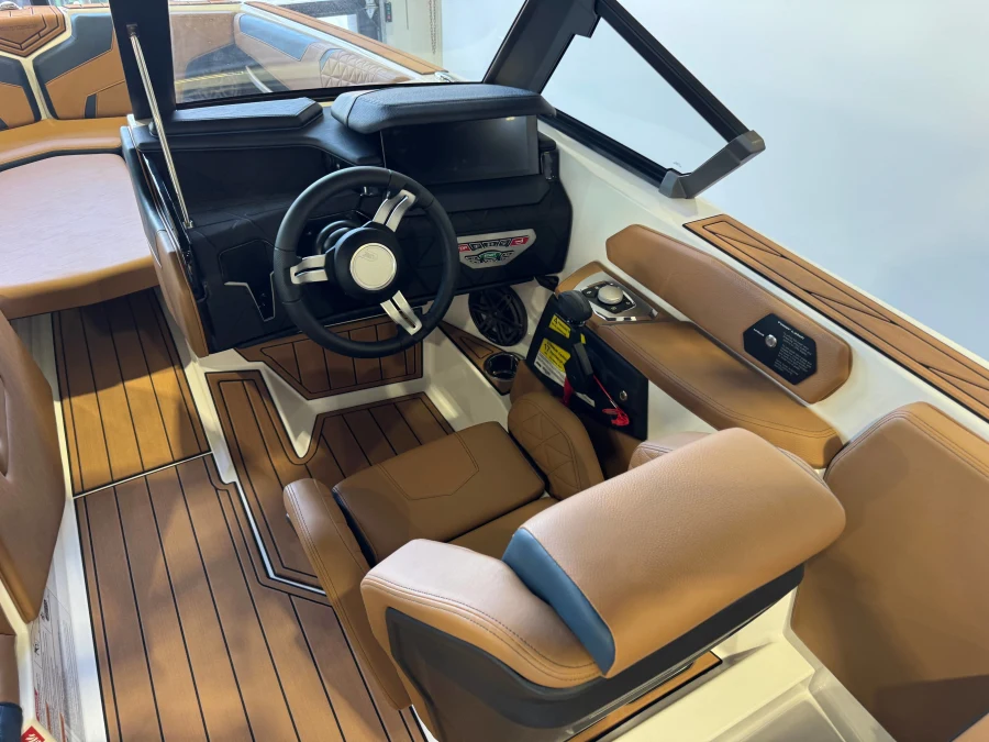 2027-nautique-gs24-143063-image25