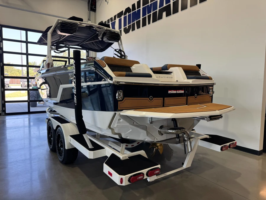 2027-nautique-gs24-143063-image5