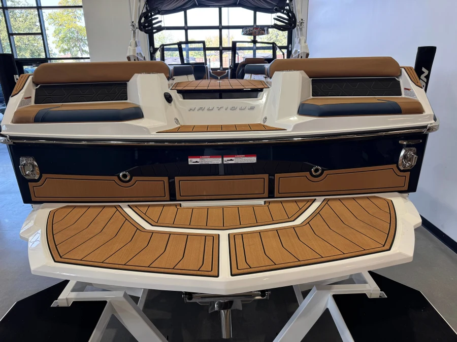 2027-nautique-gs24-143063-image8