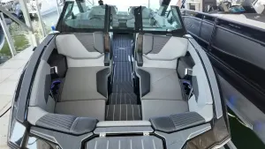 2027-mastercraft-x24-143067-image16