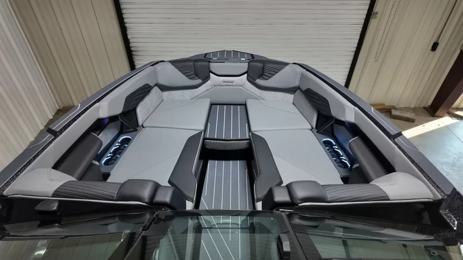 2027 Mastercraft X24