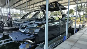 2027-mastercraft-x24-143067-image3