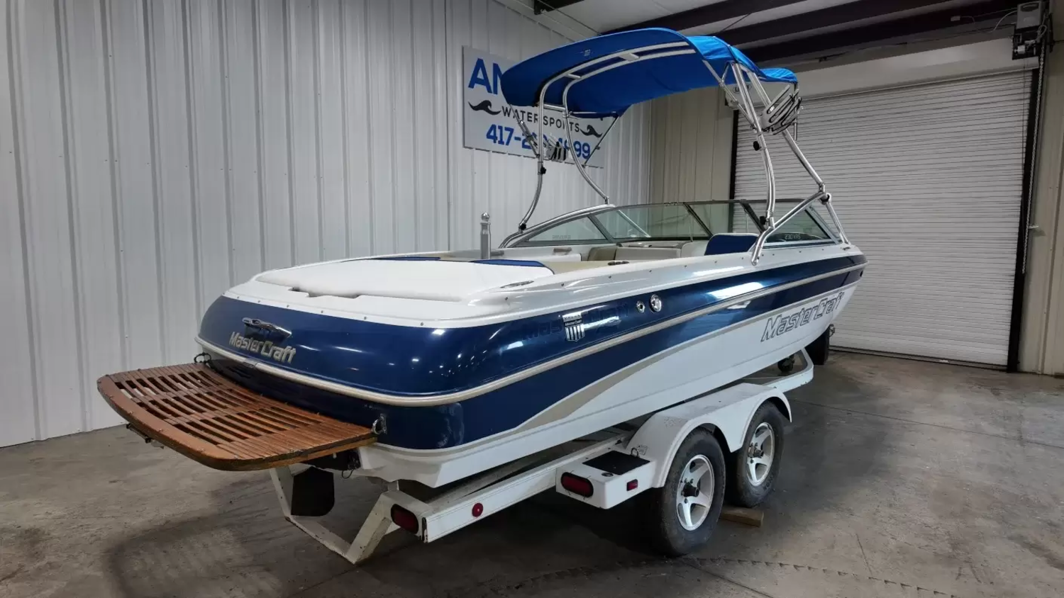 2000 Mastercraft Maristar 230