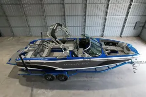 2016-mastercraft-x26-143069-image3