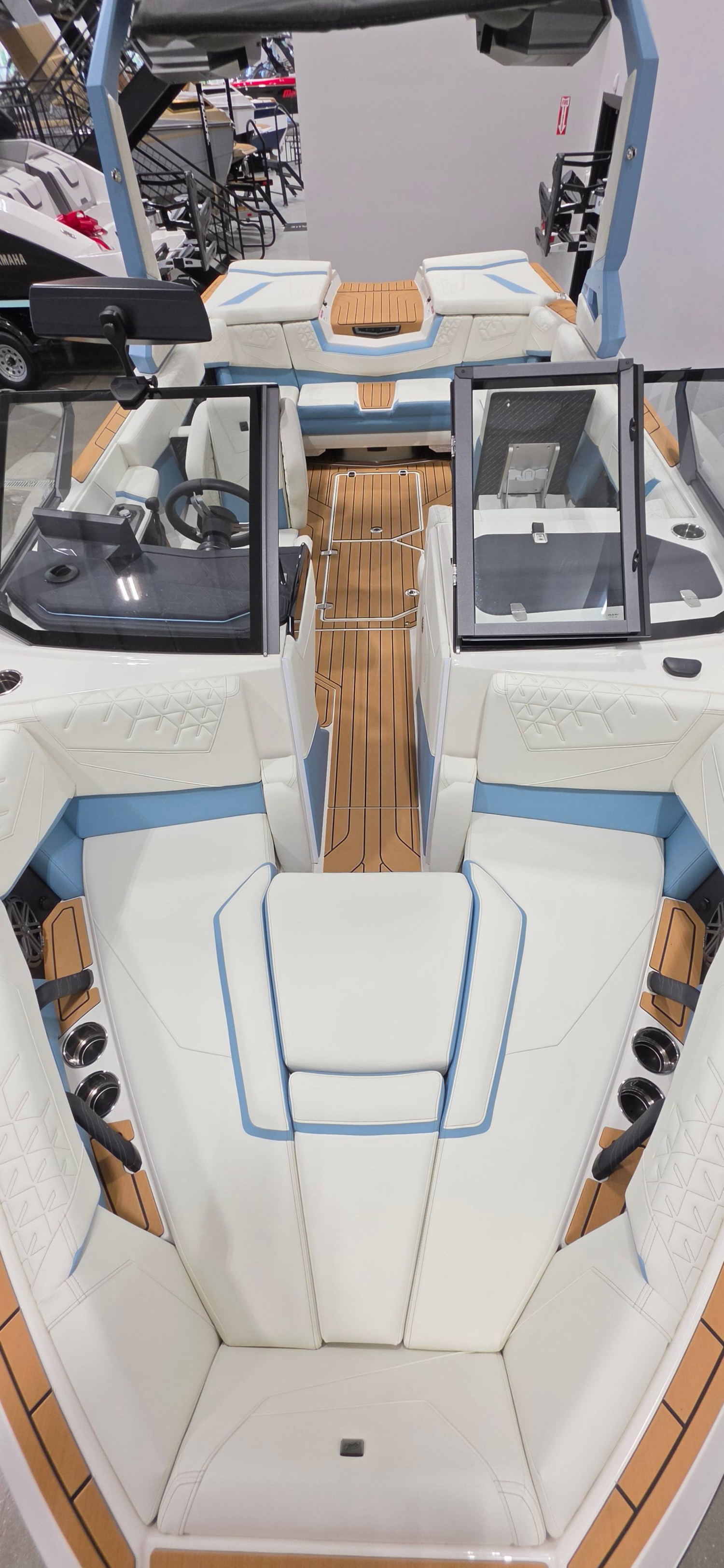 2027 Nautique S23