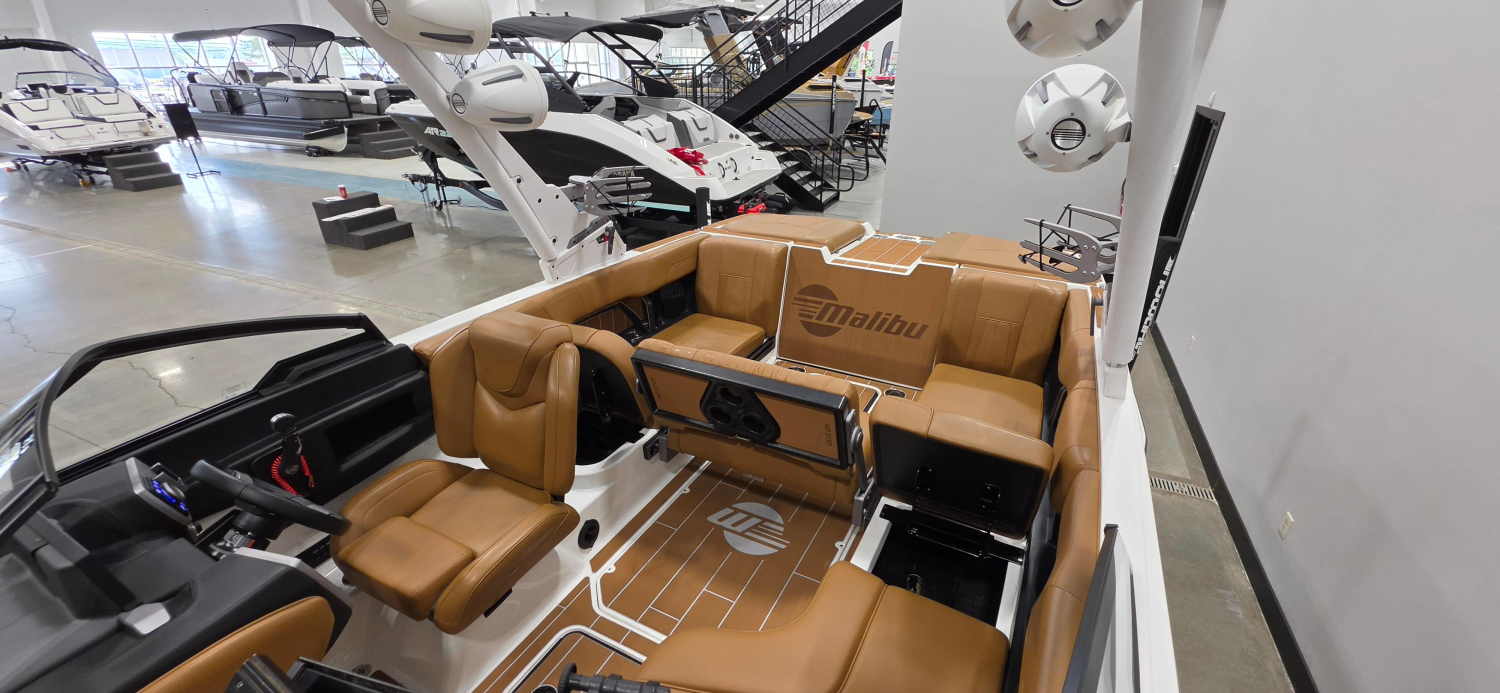 2023 Malibu 23 MXZ