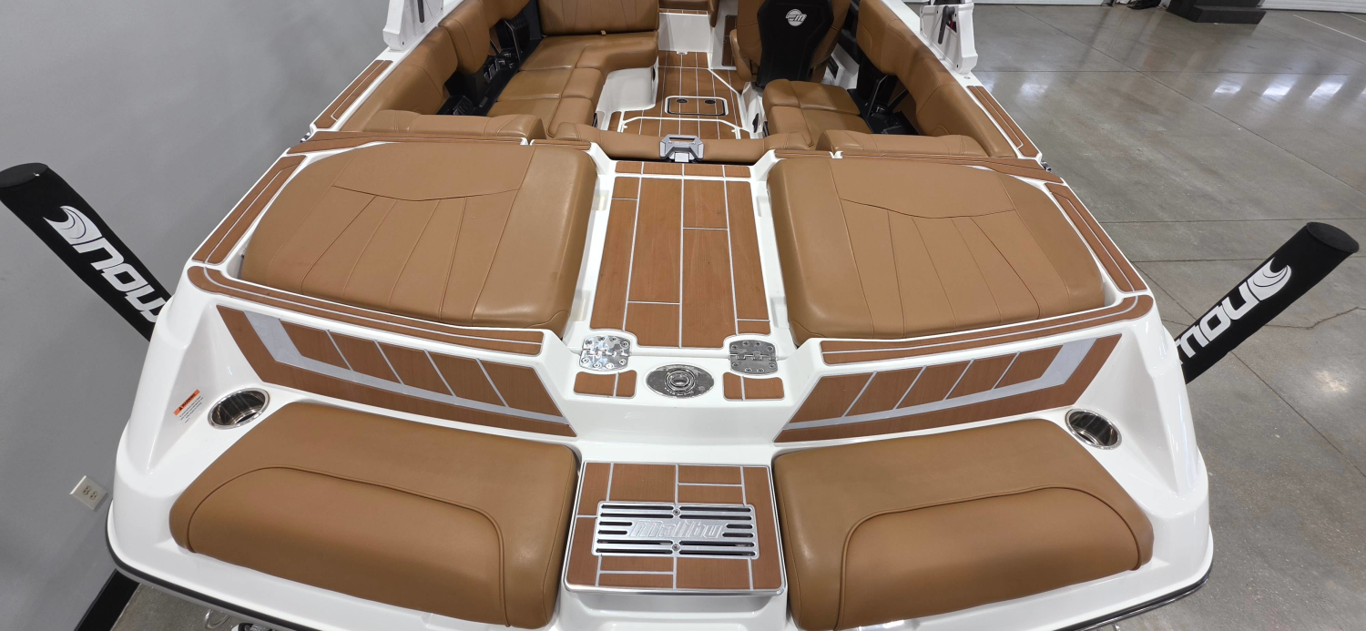 2023 Malibu 23 MXZ