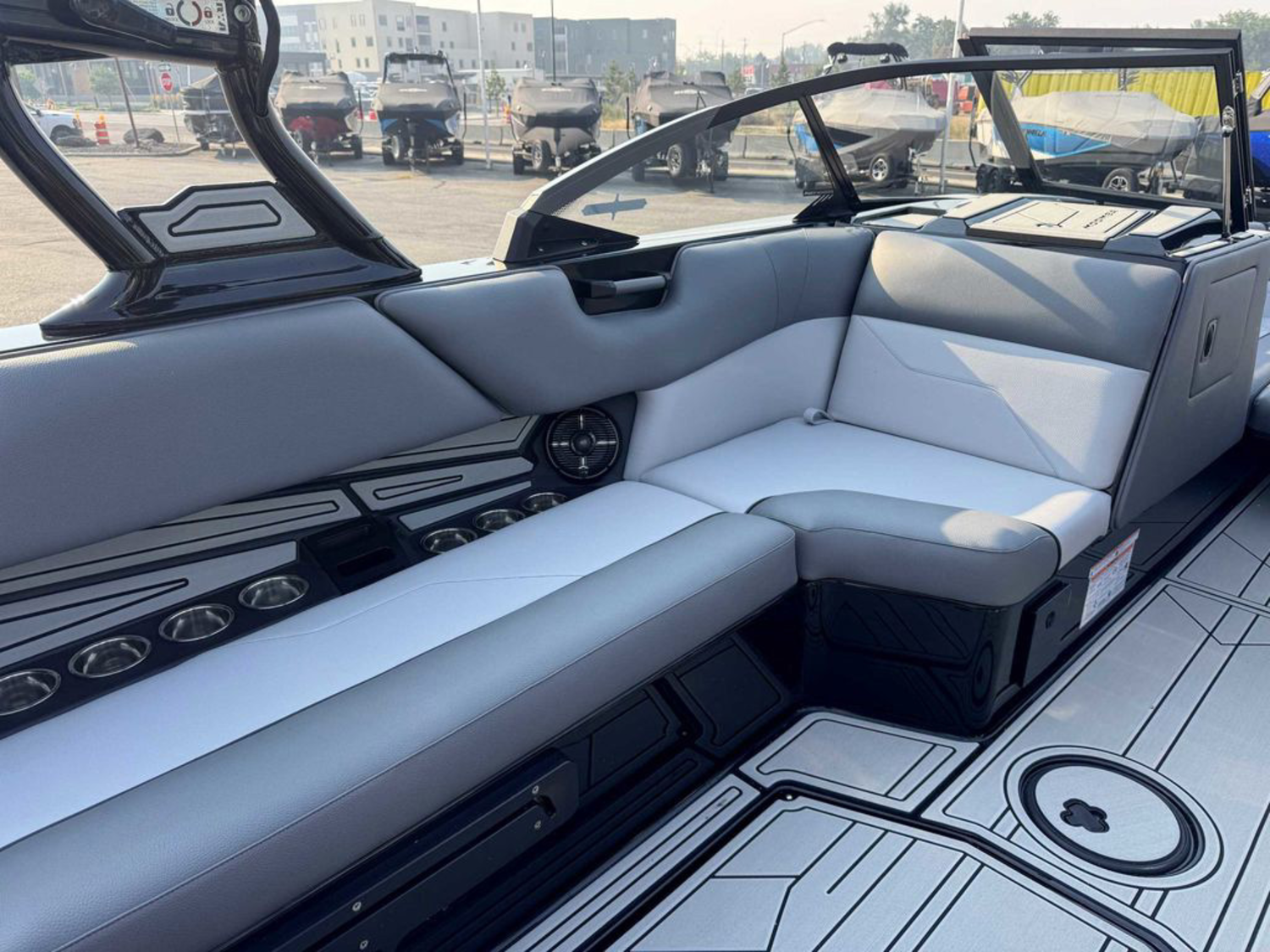 2026 MOOMBA Max