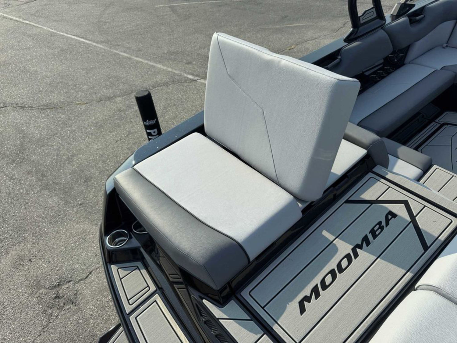 2026 MOOMBA Max