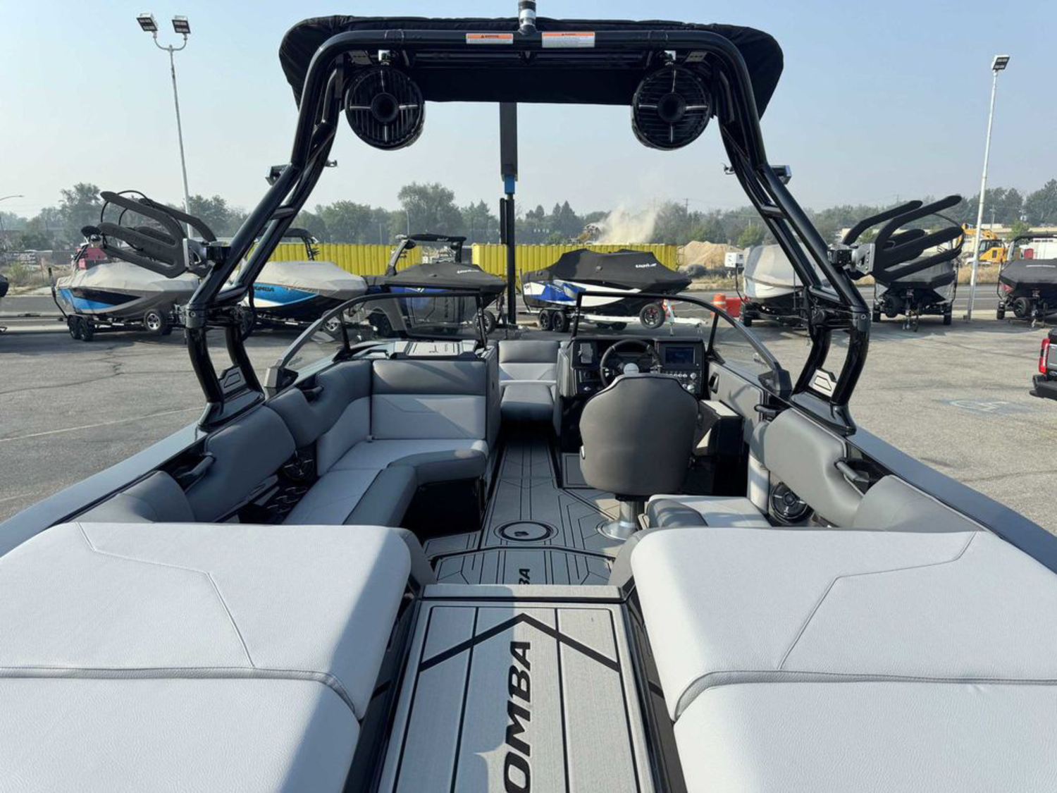 2026 MOOMBA Max