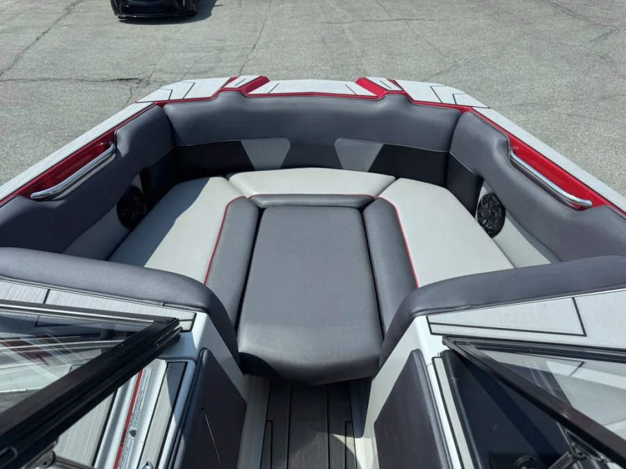 2020-moomba-max-143073-image14