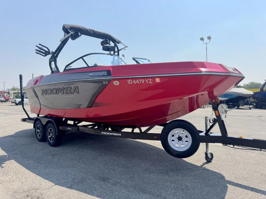 2020-moomba-max-143073-image4