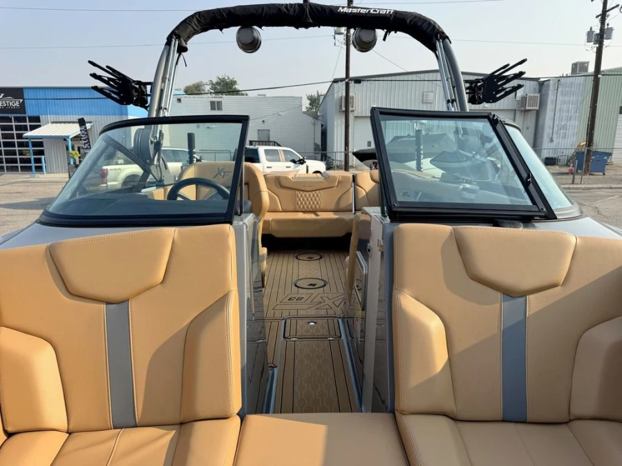 2026-mastercraft-xt23-143074-image15