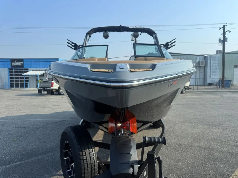 2026-mastercraft-xt23-143074-image3