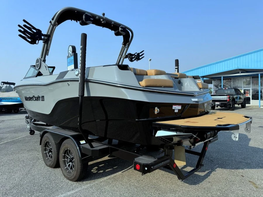 2026-mastercraft-xt23-143074-image8