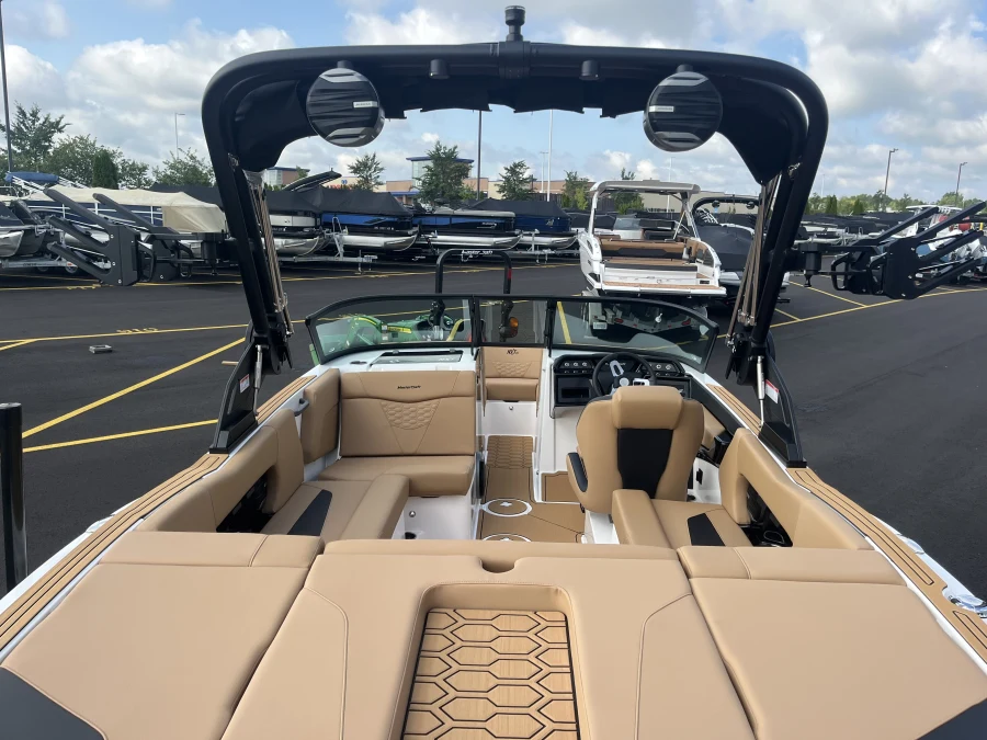 2027-mastercraft-nxt20-143089-image8