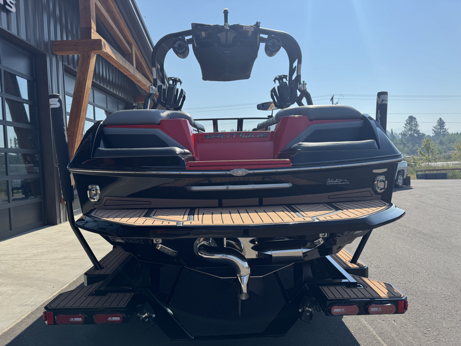 2020 Nautique G23