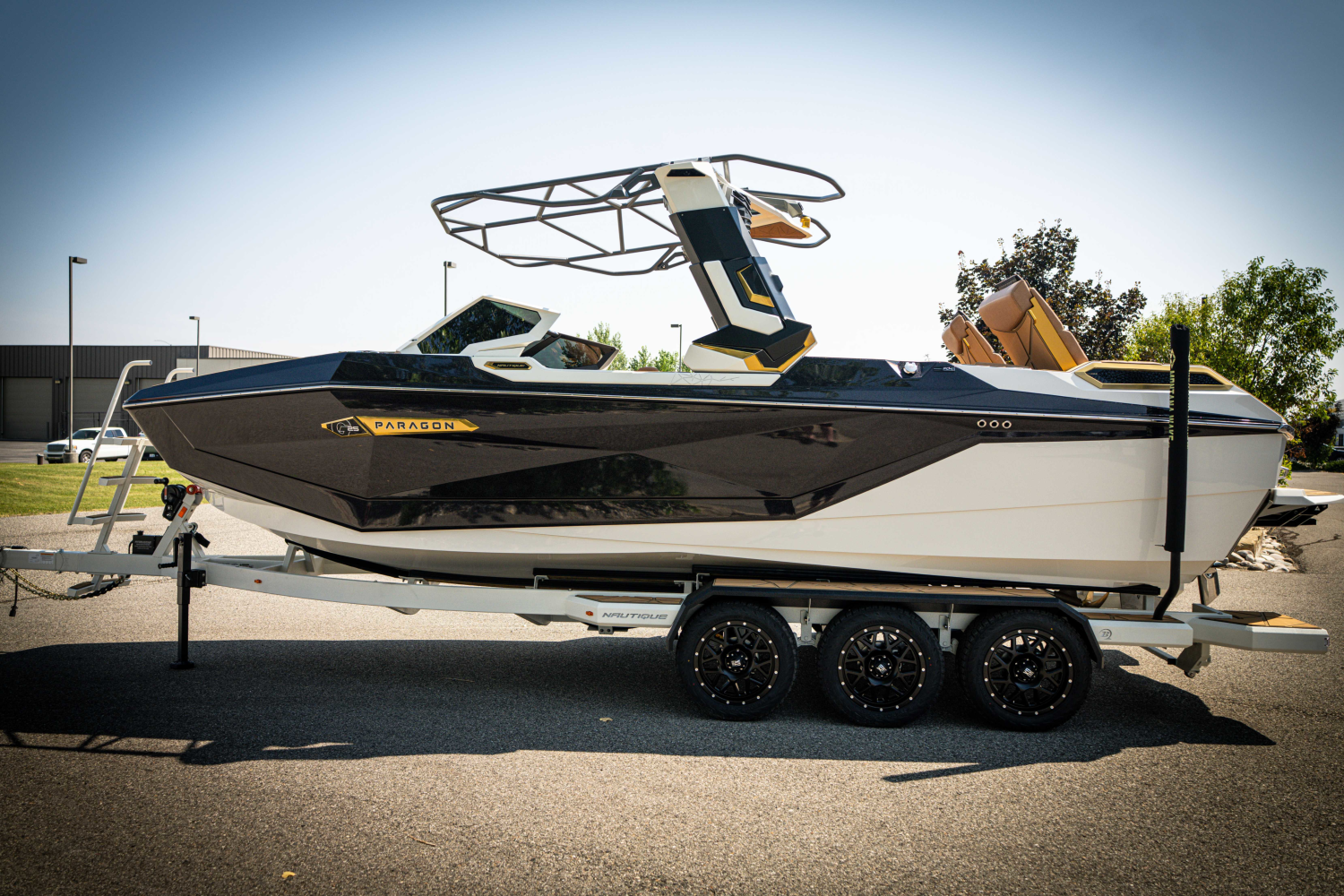 2027 Nautique P25