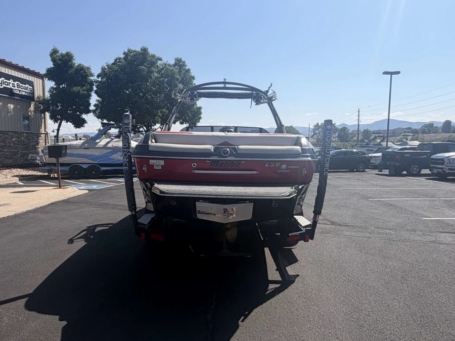2015-malibu-wakesetter-23-lsv-143096-image3