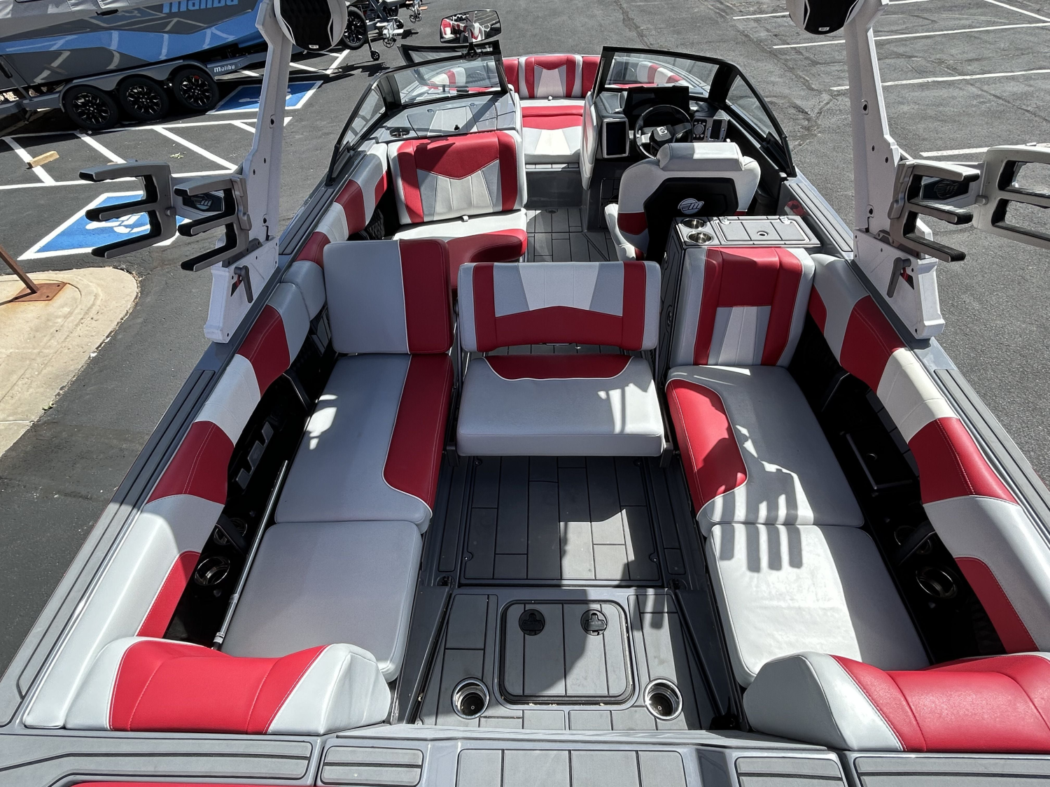 2023 Malibu Boats 24 MXZ