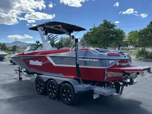 2023-malibu-wakesetter-24-mxz-143097-image5