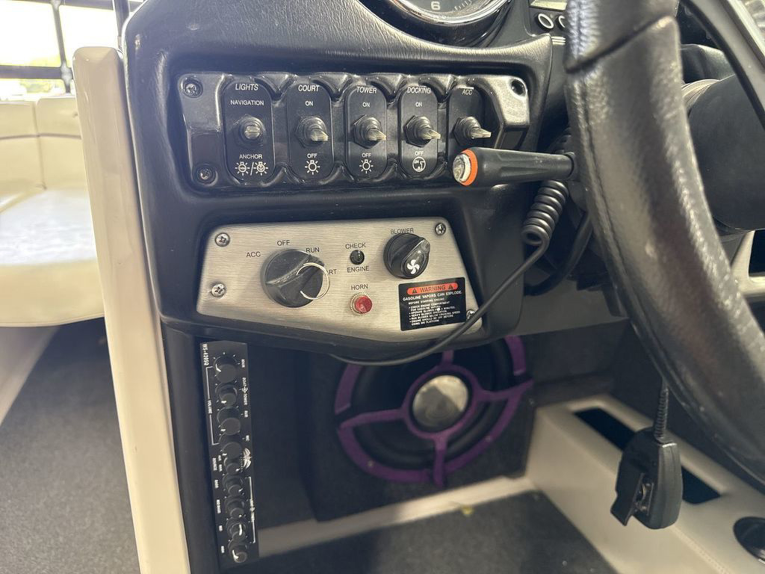 2016 MOOMBA Mojo
