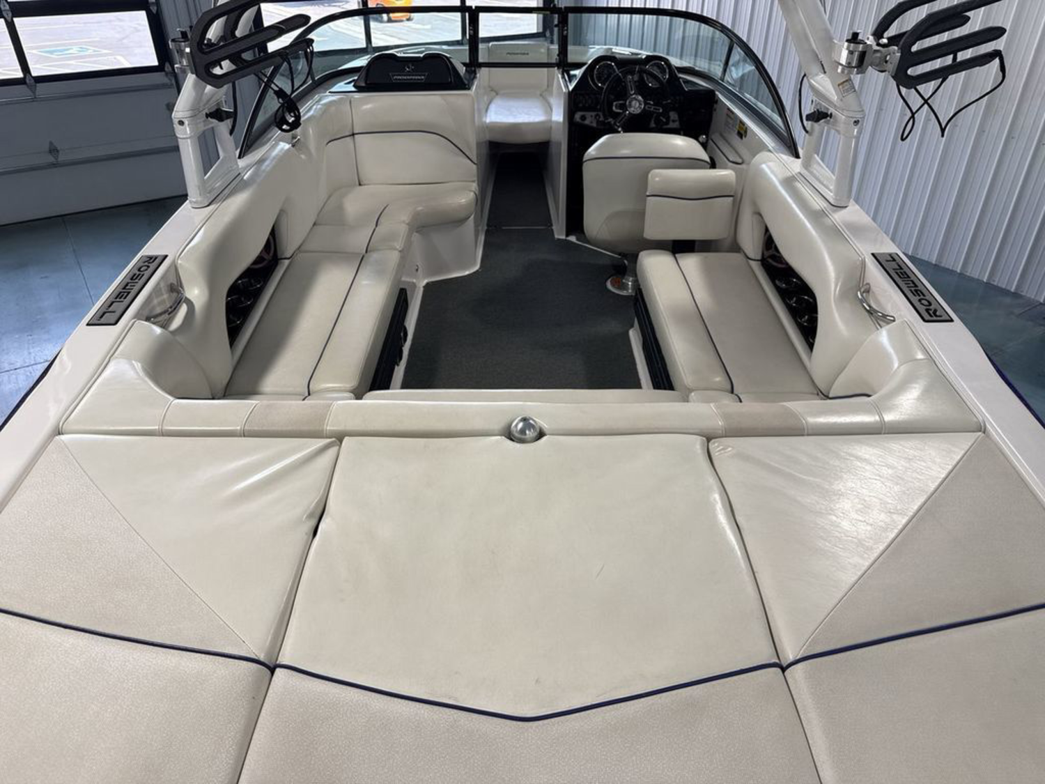2016 MOOMBA Mojo
