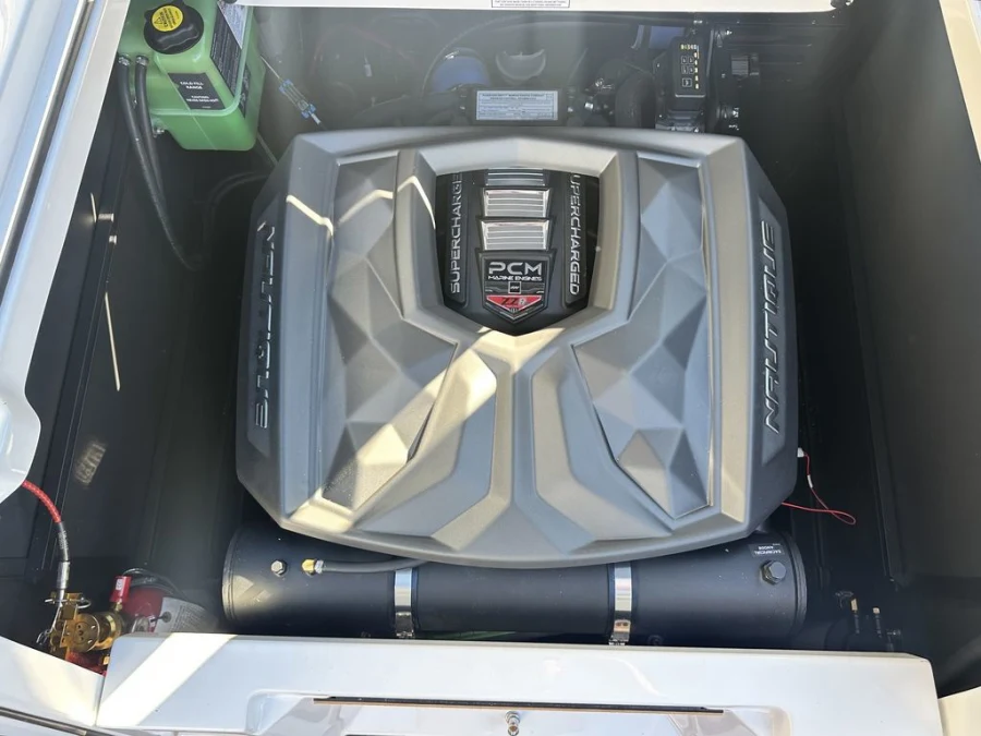 2027-nautique-g23-143718-image16