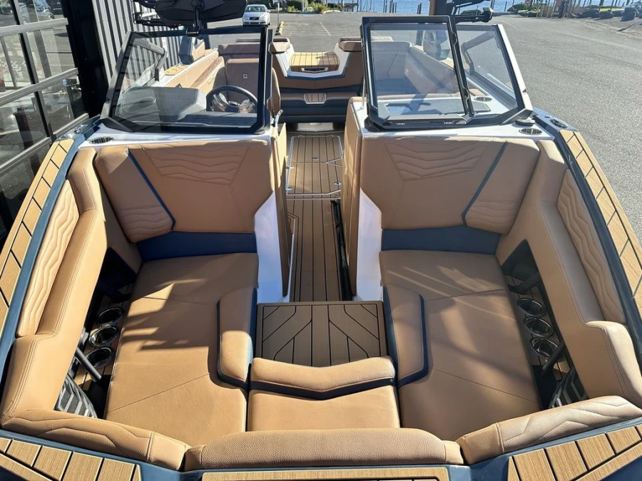 2027-nautique-g23-143718-image7