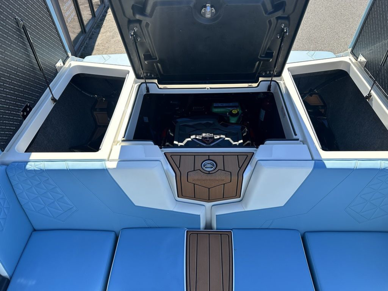 2027 Nautique GS24