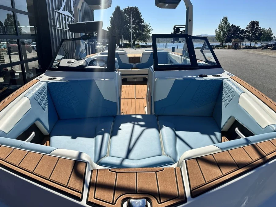 2027-nautique-gs24-146850-image13