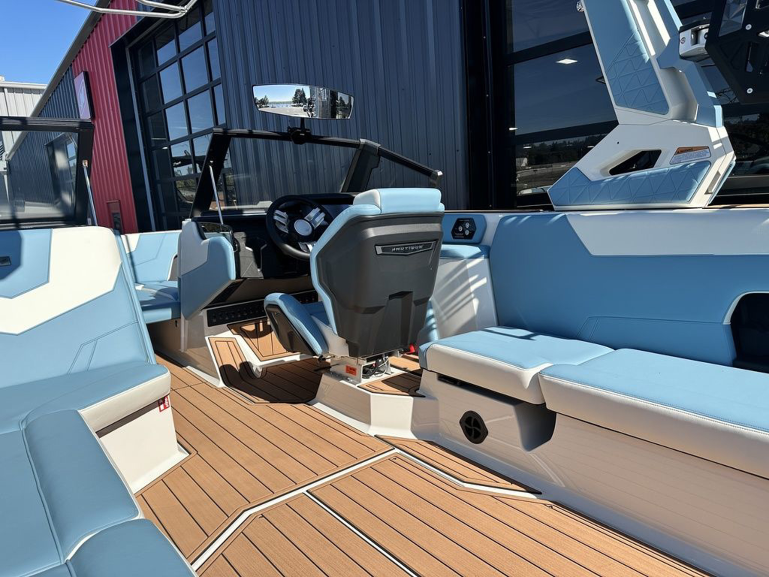 2027 Nautique GS24