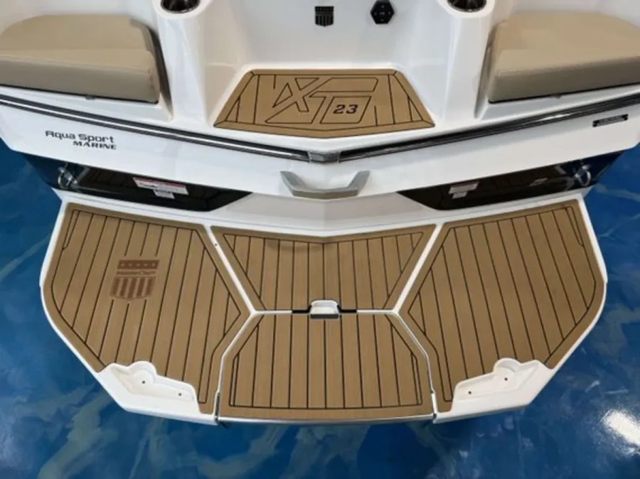2026-mastercraft-xt23-143121-image13.webp