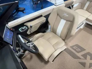 2026-mastercraft-xt23-143121-image6.webp