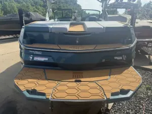2026-mastercraft-nxt22-143125-image16.webp