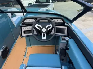 2026-mastercraft-nxt22-143125-image9.webp