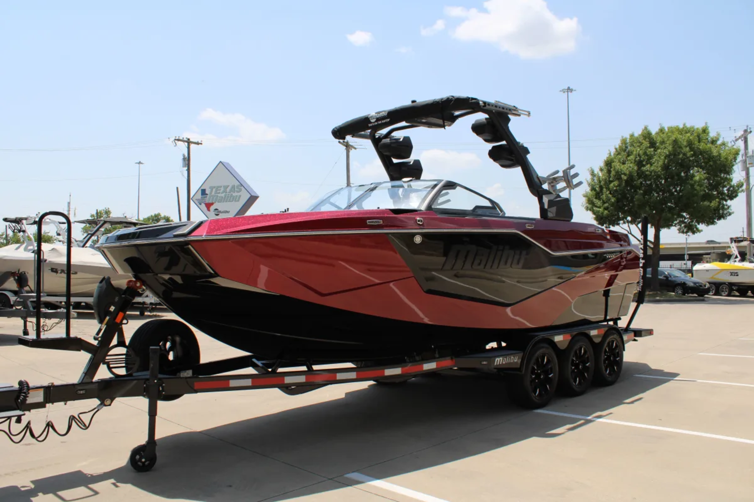 2026 Malibu M242