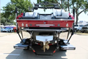 2026-malibu-m242-143127-image7.webp
