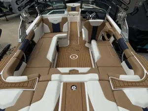 2026-mastercraft-xt22-143128-image13.webp