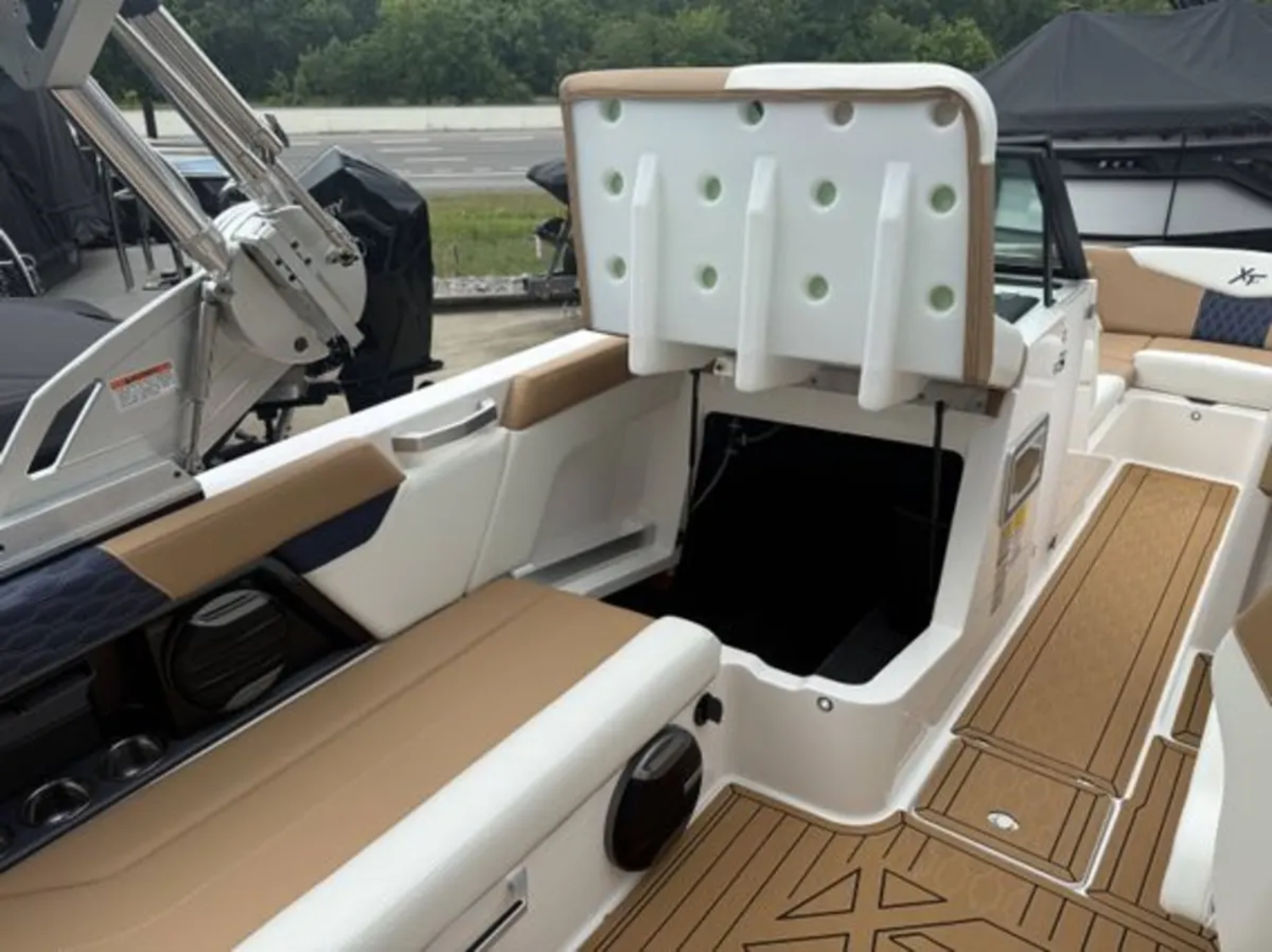 2026 MasterCraft XT22