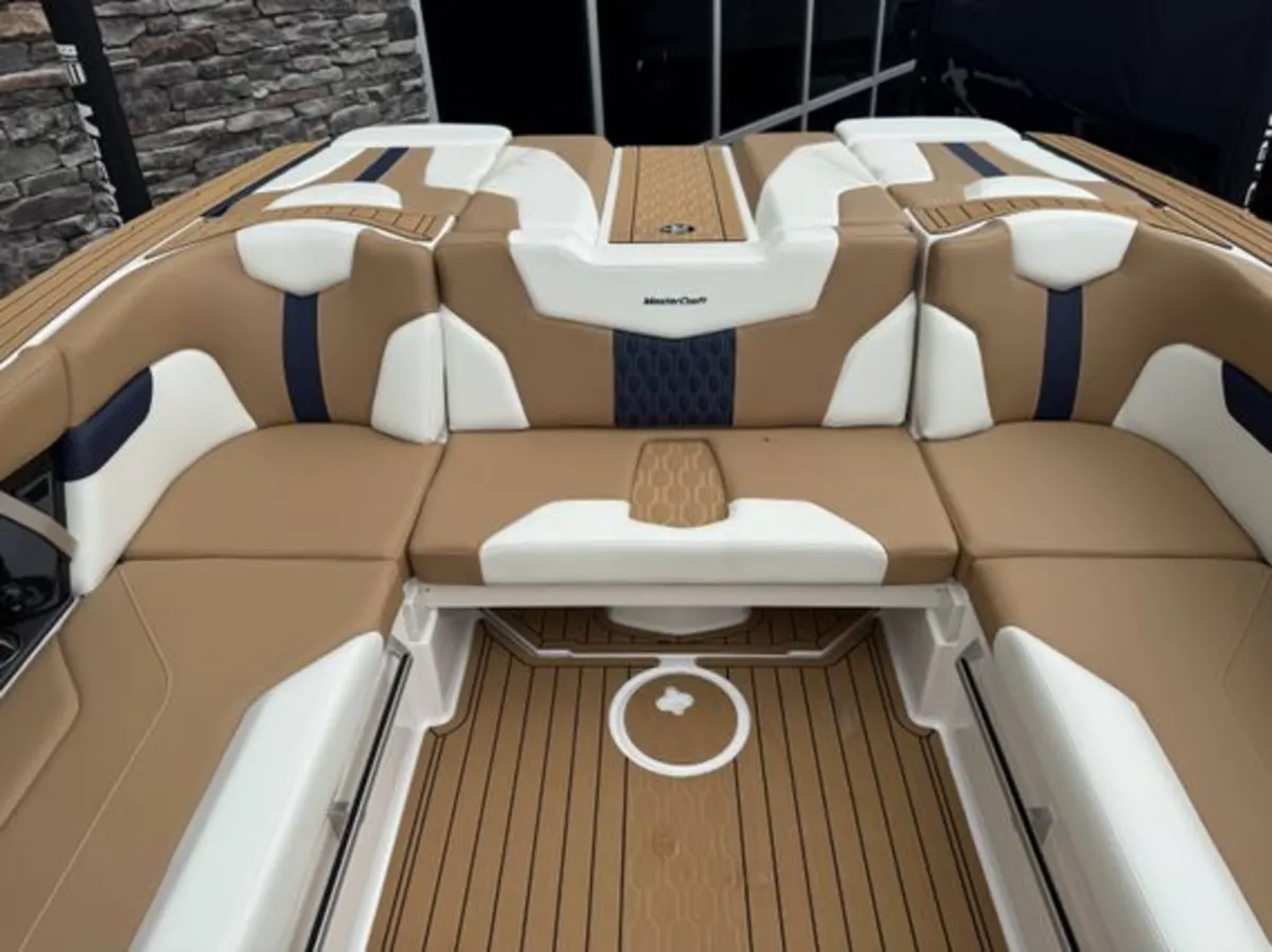 2026 MasterCraft XT22
