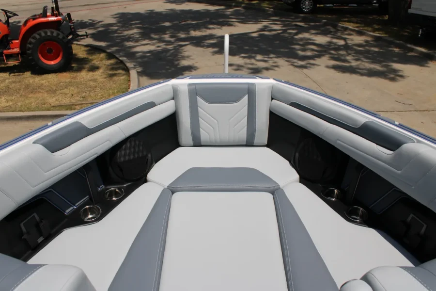 2026-malibu-wakesetter-25-lsv-143129-image14.webp