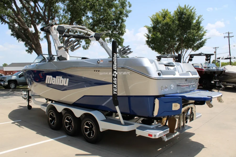 2026-malibu-wakesetter-25-lsv-143129-image5.webp