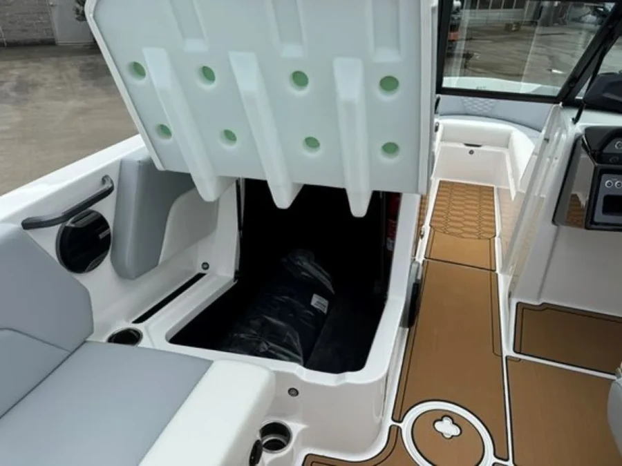 2026-mastercraft-nxt23-143131-image18.webp