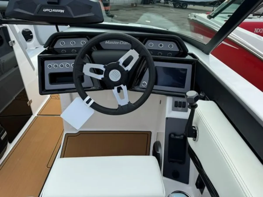 2026-mastercraft-nxt23-143131-image8.webp